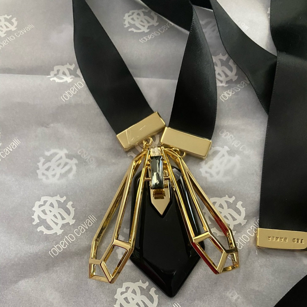 Ted Baker Black single Geometric Bee - Picture 2 of 4